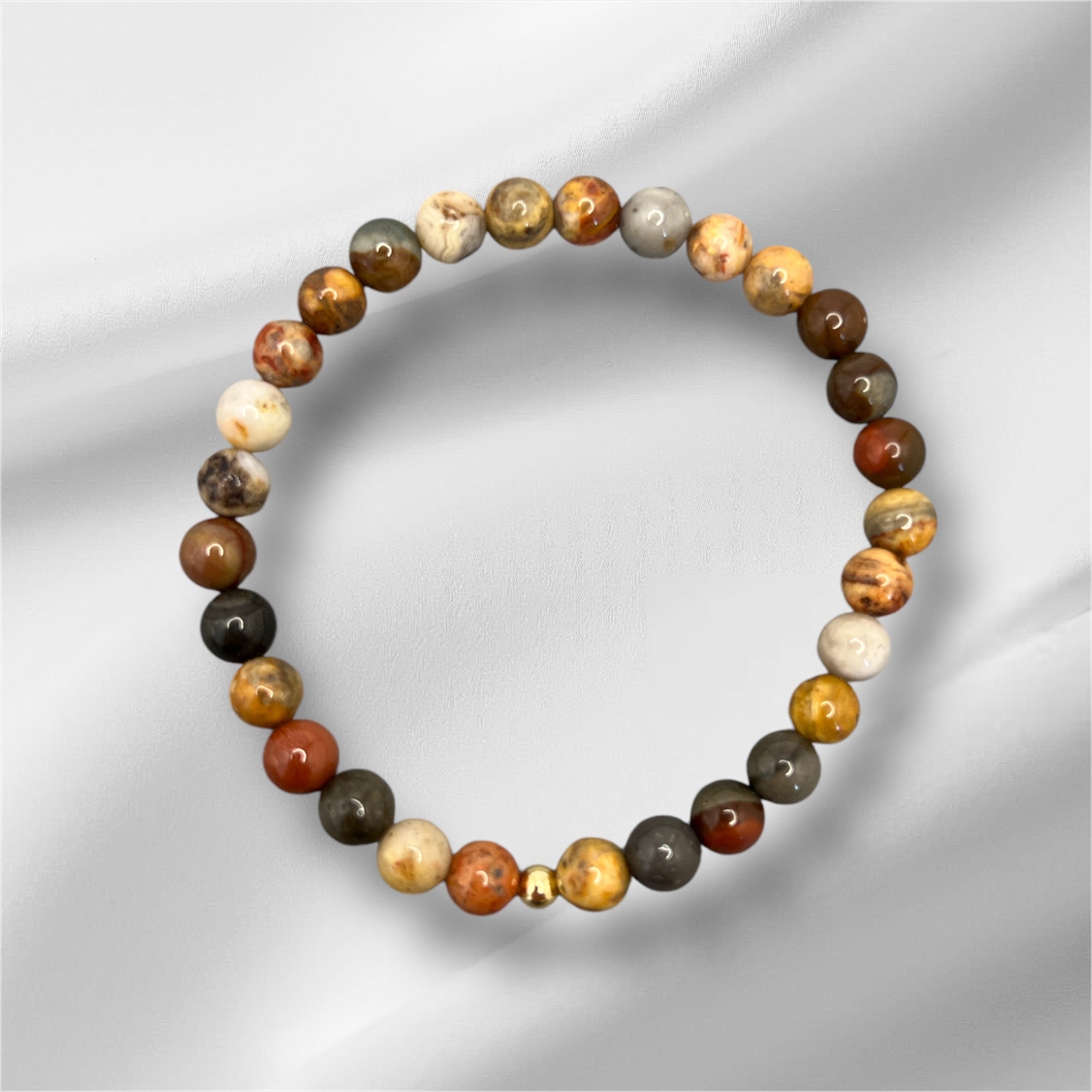 Jaspis Armband aus bunten, polierten Perlen mit goldener Verschlussperle, elastisches und wasserfestes Schmuckstück für Erdung und Geduld
