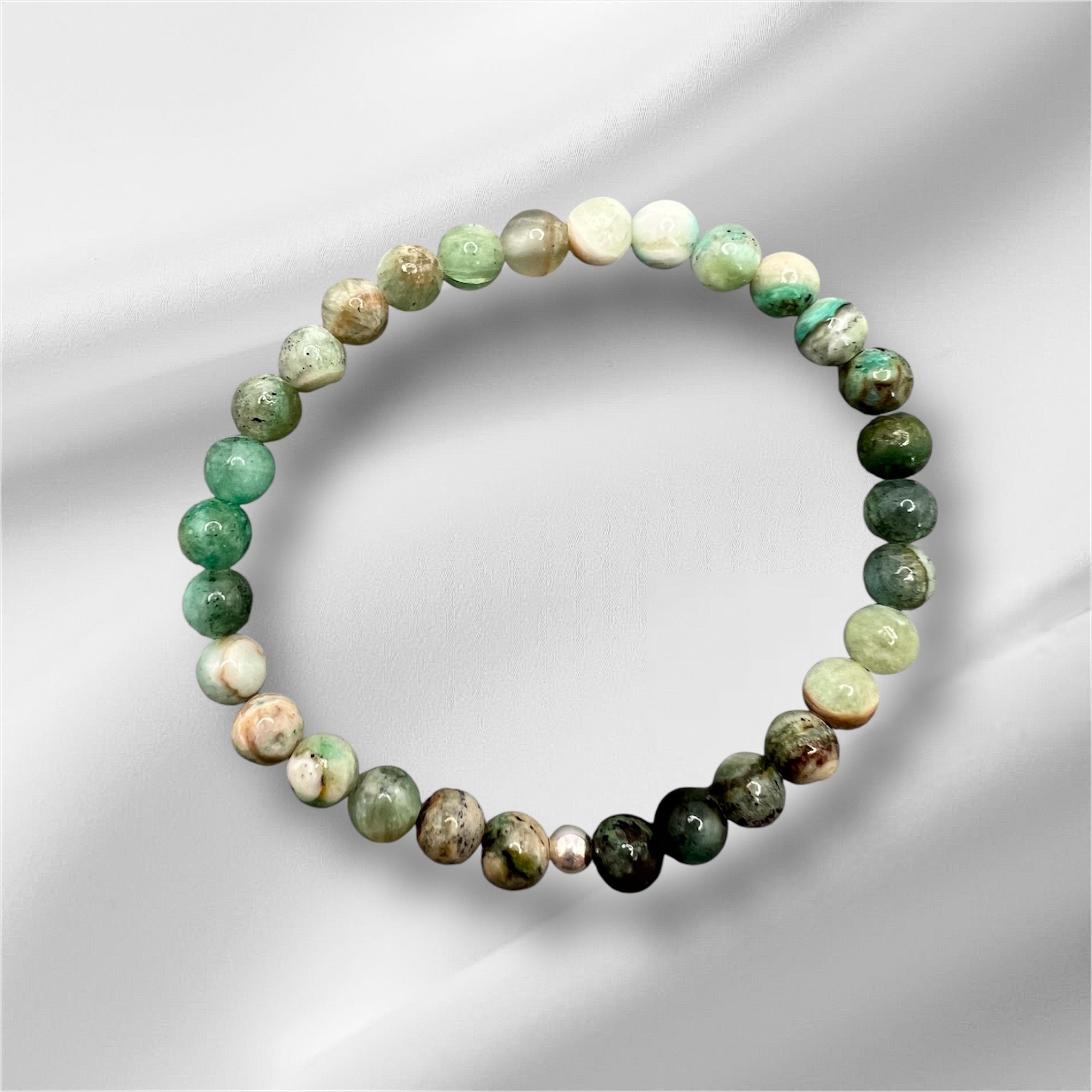 Handgefertigtes Achat Armband mit grünen und braunen Edelsteinperlen für Stärke, Schutz und emotionale Ausgeglichenheit, elastisch und wasserfest