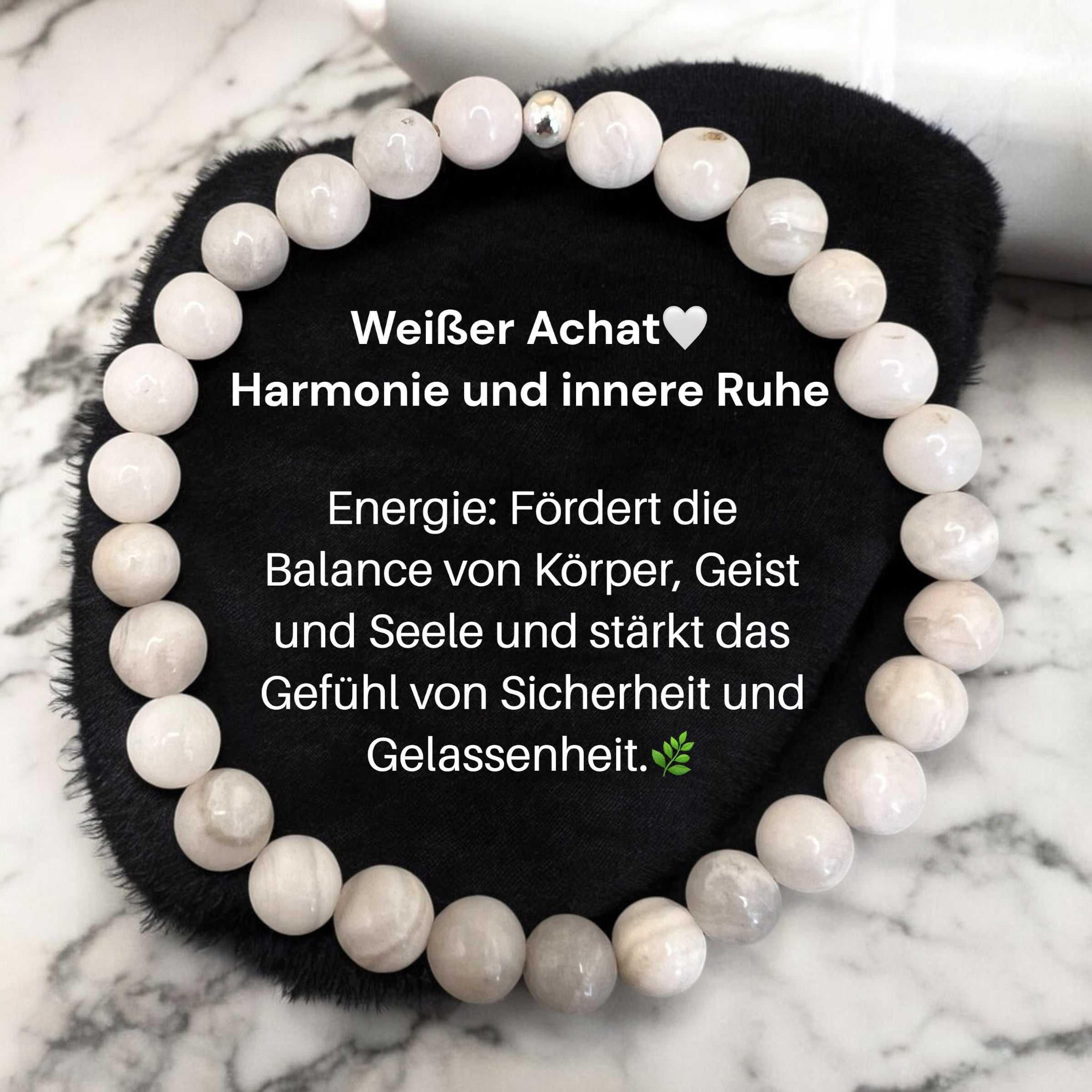 Weißer Achat Armband aus handgefertigten Perlen für Harmonie, innere Ruhe und gelassene Balance, elegantes Schmuckstück